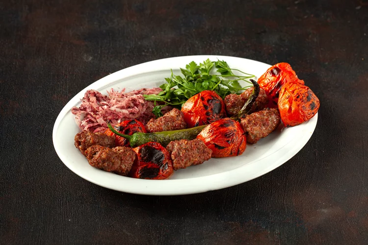 Domatesli Kebap