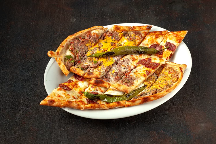 Karışık Pide