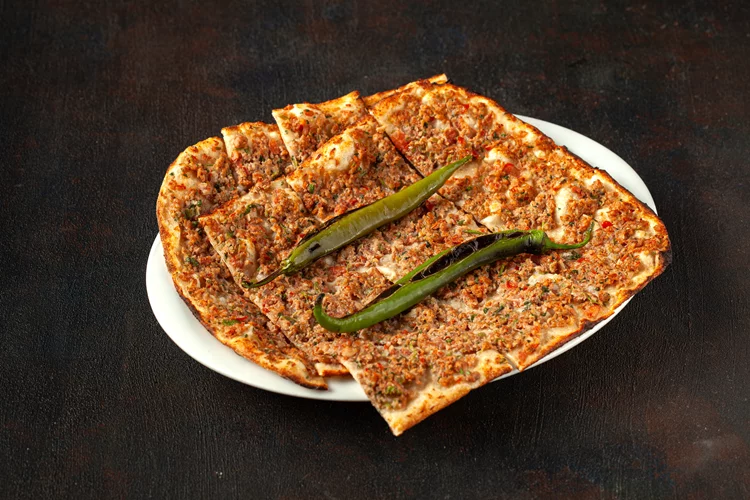 Kıymalı Pide