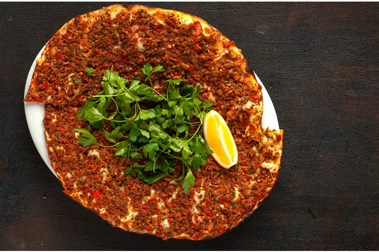 Acılı Antep Lahmacun